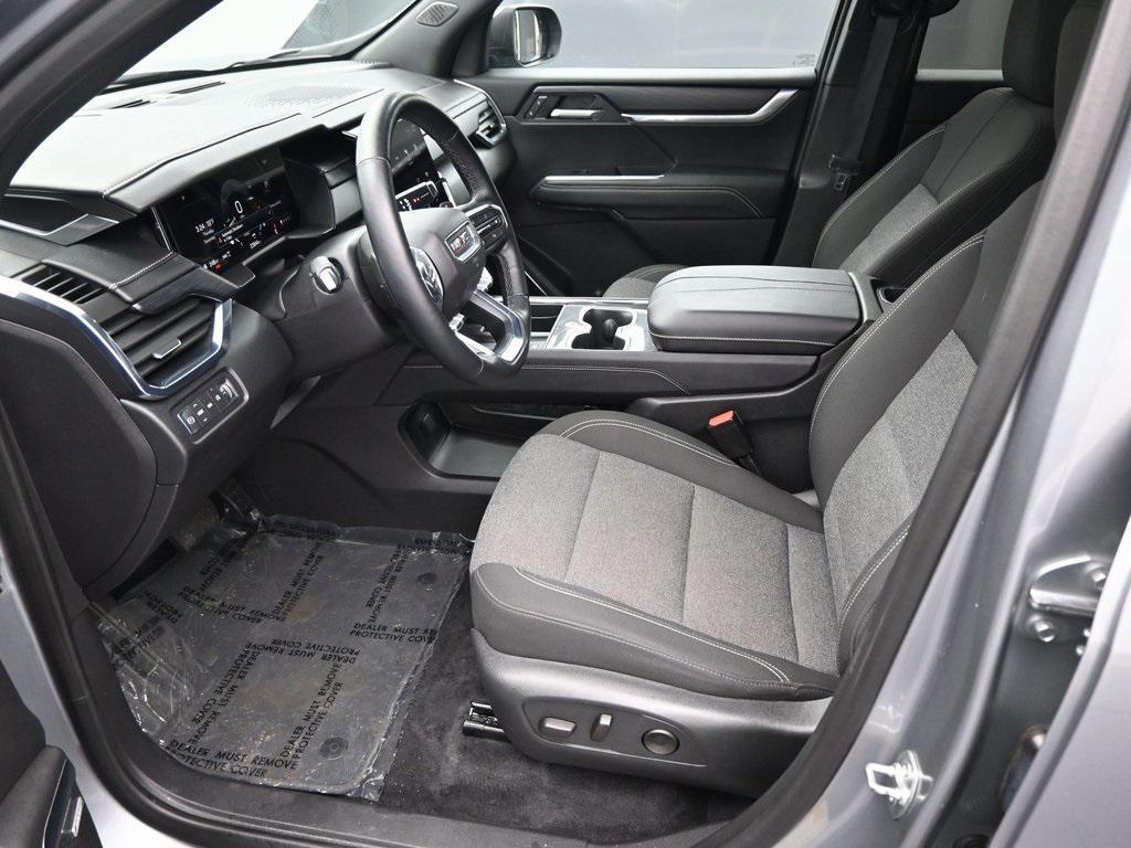 used 2025 GMC Acadia car, priced at $32,990