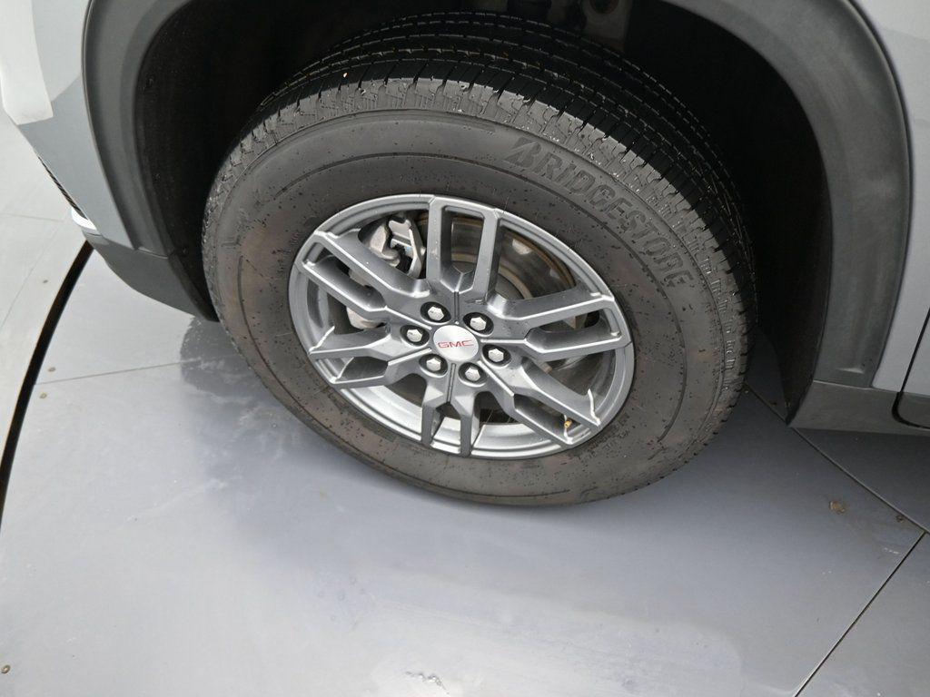 used 2025 GMC Acadia car, priced at $32,990