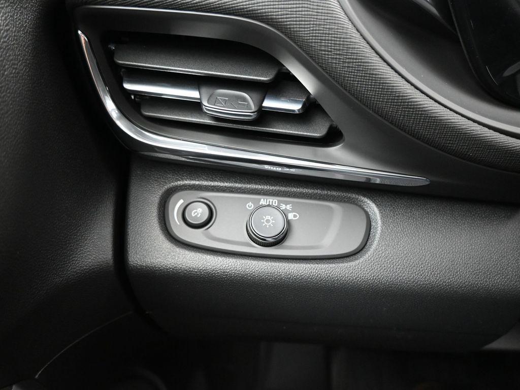 new 2026 Buick Envista car, priced at $27,870