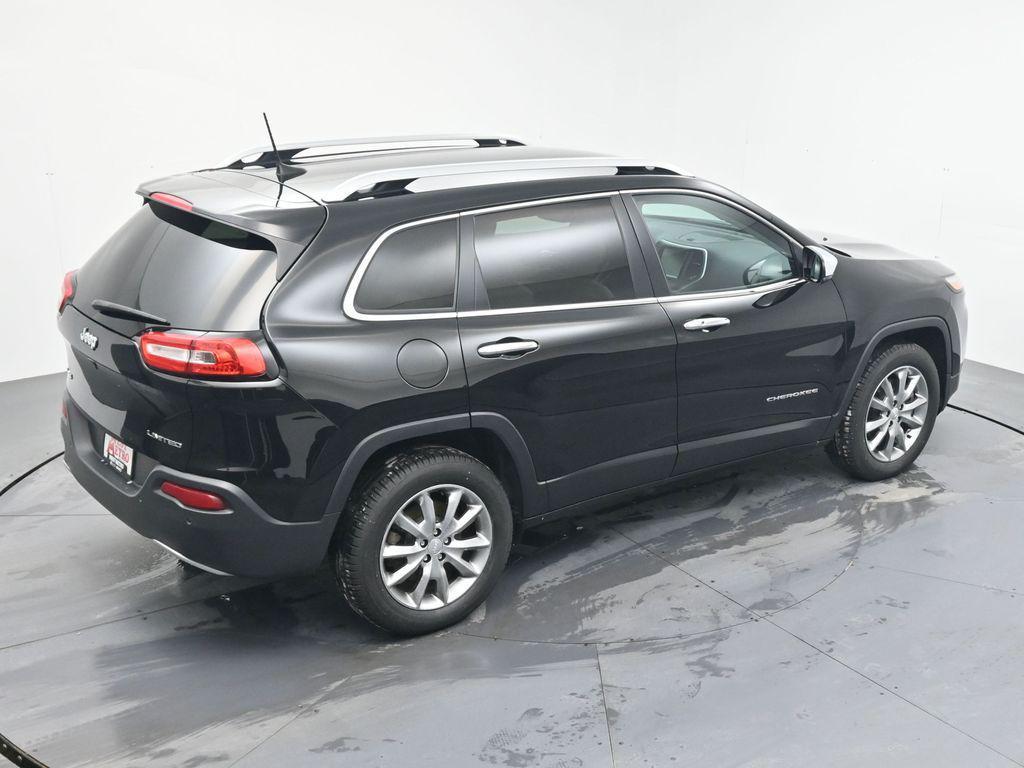used 2018 Jeep Cherokee car, priced at $15,990