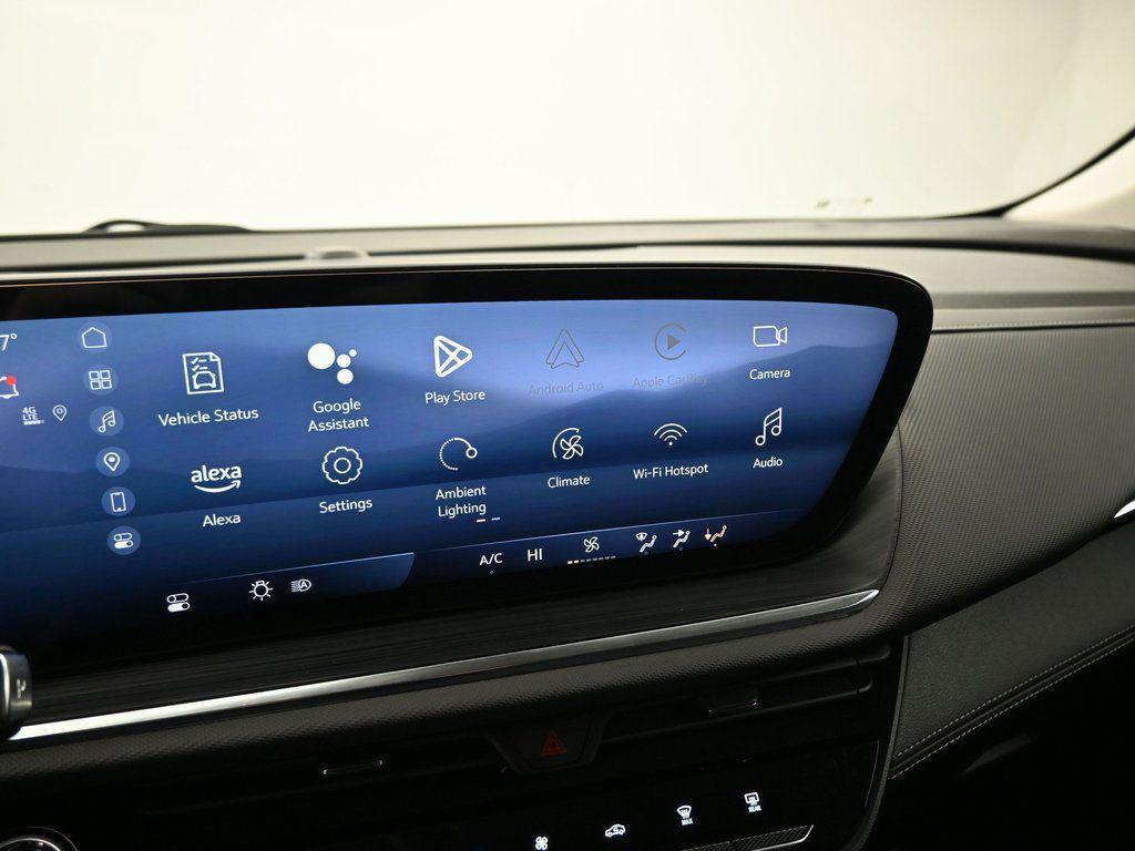 used 2025 Buick Envision car, priced at $27,490
