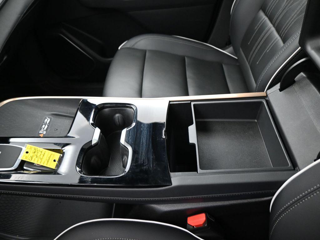 used 2025 Buick Enclave car, priced at $47,990