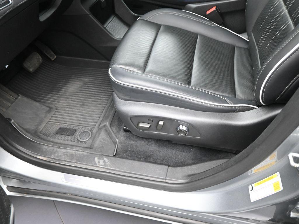 used 2025 Buick Enclave car, priced at $47,990