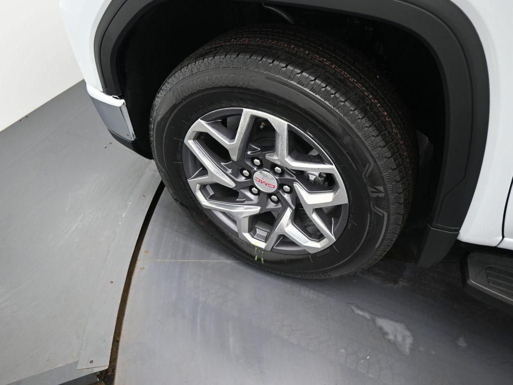 new 2026 Buick Envista car, priced at $27,870