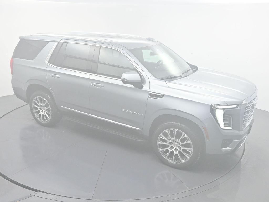 used 2025 GMC Yukon car, priced at $72,990