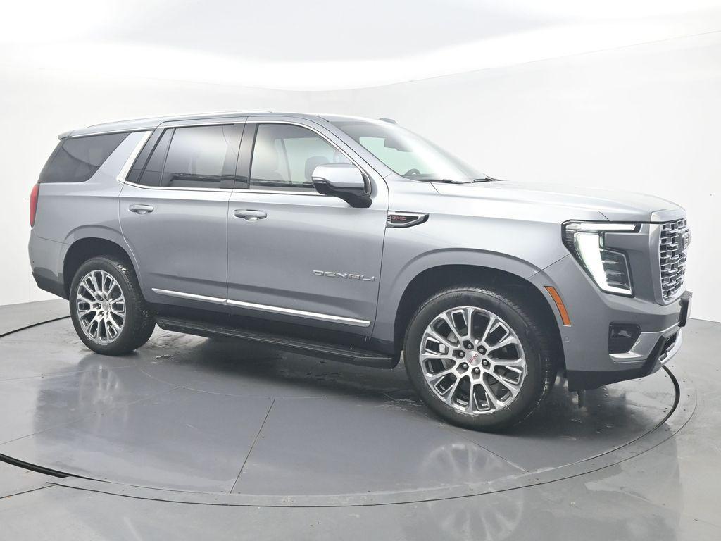 used 2025 GMC Yukon car, priced at $72,990