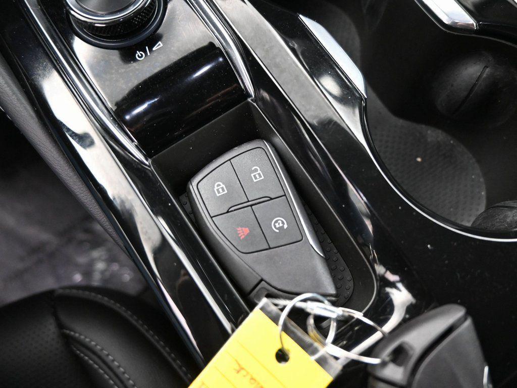 used 2025 Buick Envision car, priced at $28,490