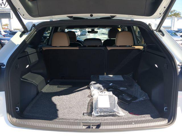 new 2026 Volkswagen Atlas Cross Sport car, priced at $41,670