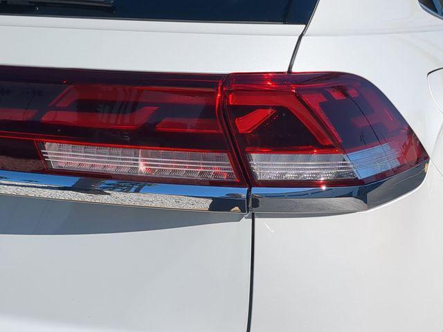 new 2026 Volkswagen Atlas Cross Sport car, priced at $41,670