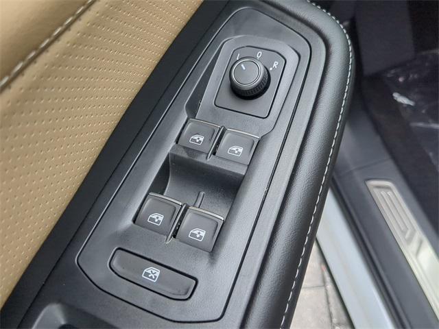 new 2026 Volkswagen Atlas Cross Sport car, priced at $42,373