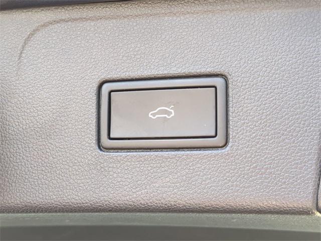 used 2022 Volkswagen Atlas car, priced at $17,500