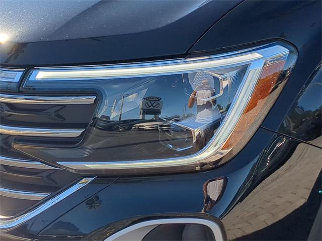 new 2026 Volkswagen Atlas car, priced at $36,731