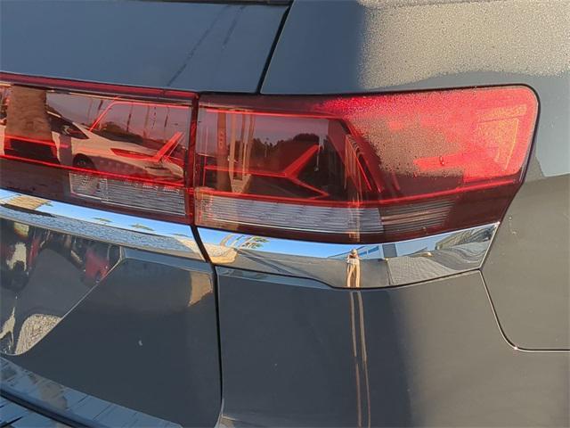 new 2026 Volkswagen Atlas car, priced at $43,332