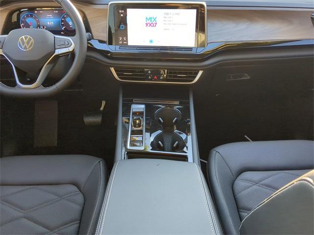 new 2026 Volkswagen Atlas car, priced at $43,332