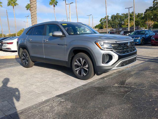 new 2026 Volkswagen Atlas Cross Sport car, priced at $36,011
