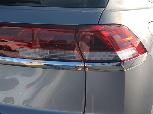 new 2026 Volkswagen Atlas Cross Sport car, priced at $36,011