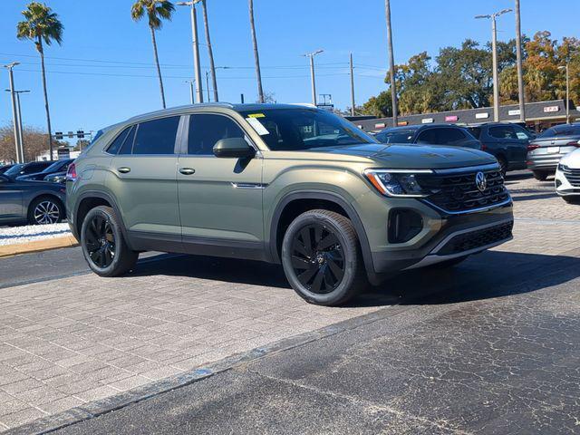 new 2026 Volkswagen Atlas Cross Sport car, priced at $42,448