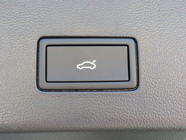 new 2026 Volkswagen Atlas Cross Sport car, priced at $42,448