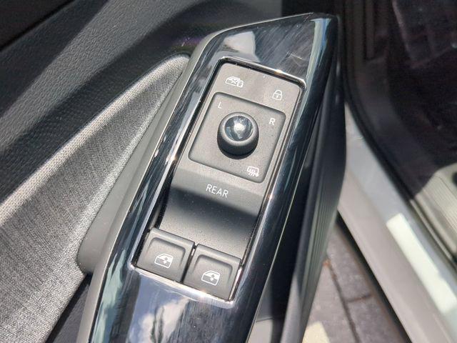 used 2025 Volkswagen ID.4 car, priced at $28,990