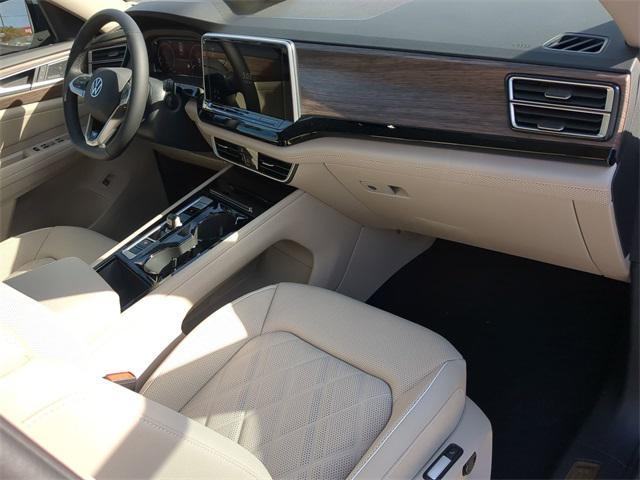 new 2026 Volkswagen Atlas car, priced at $52,720