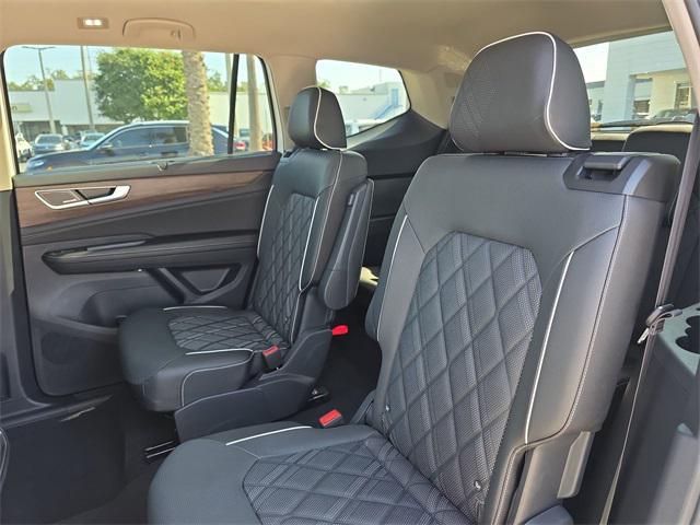 new 2026 Volkswagen Atlas car, priced at $52,706