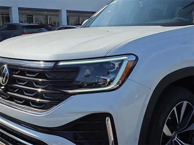 new 2026 Volkswagen Atlas car, priced at $52,706
