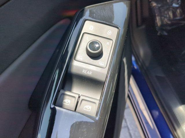 used 2022 Volkswagen ID.4 car, priced at $22,925