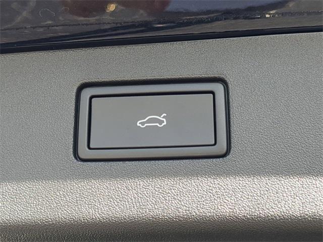 new 2026 Volkswagen Tiguan car, priced at $35,953