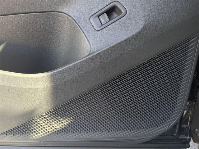 new 2026 Volkswagen Atlas Cross Sport car, priced at $41,562