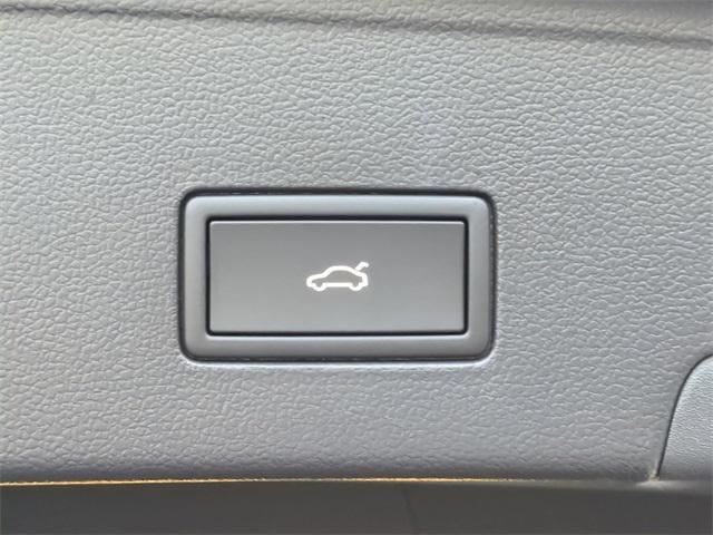 new 2026 Volkswagen Atlas Cross Sport car, priced at $51,519