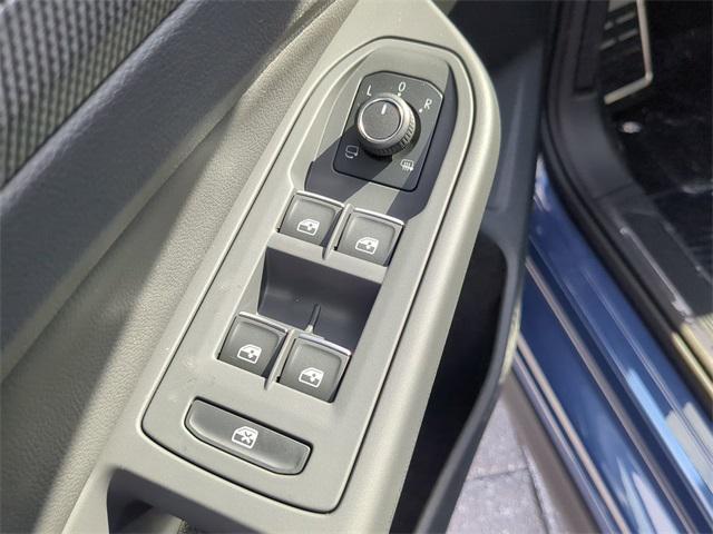 new 2026 Volkswagen Golf GTI car, priced at $43,287