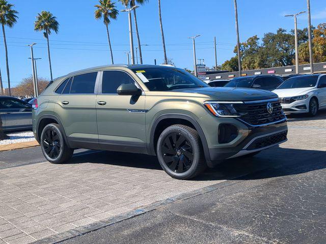 new 2026 Volkswagen Atlas Cross Sport car, priced at $41,233