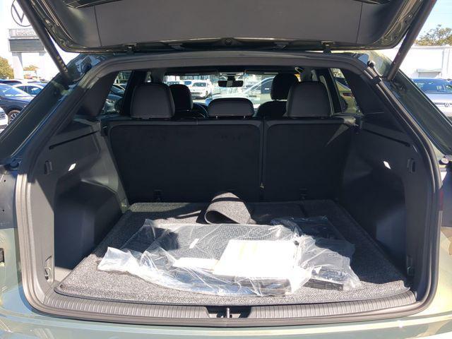 new 2026 Volkswagen Atlas Cross Sport car, priced at $41,233