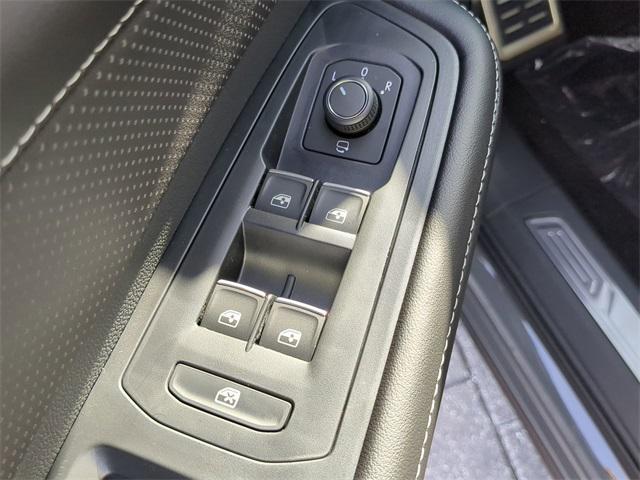 new 2026 Volkswagen Atlas car, priced at $52,581