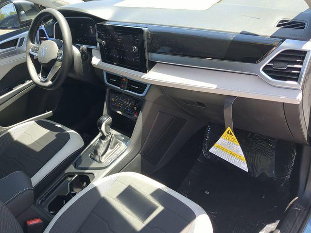 new 2026 Volkswagen Taos car, priced at $31,424