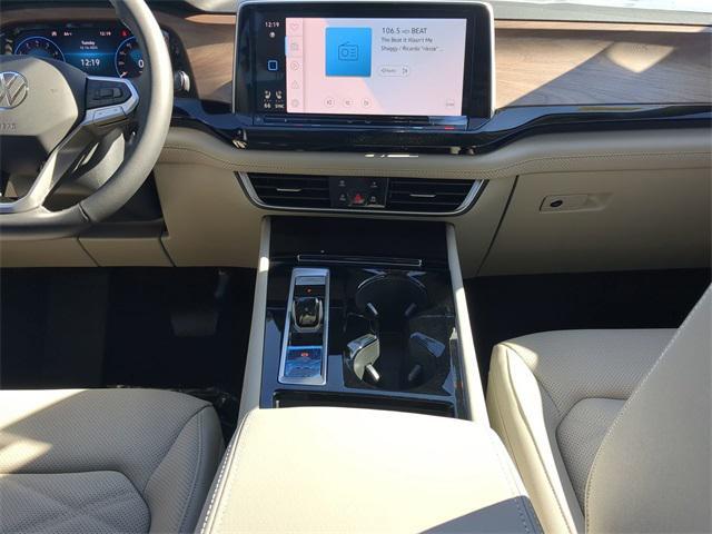 new 2026 Volkswagen Atlas car, priced at $44,614