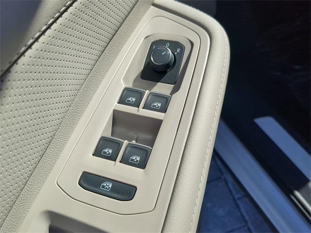 new 2026 Volkswagen Atlas car, priced at $44,614