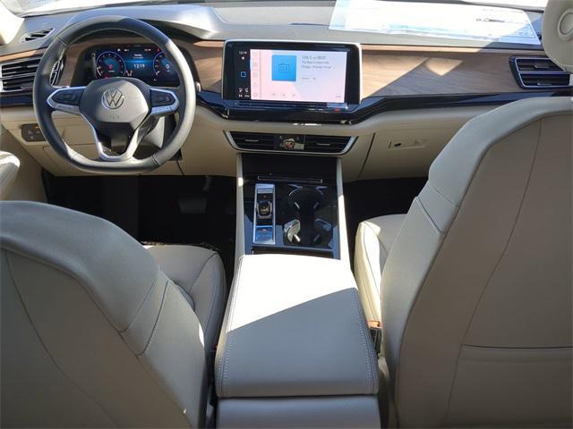 new 2026 Volkswagen Atlas car, priced at $44,614