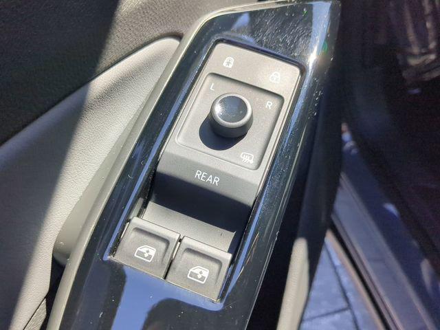 used 2023 Volkswagen ID.4 car, priced at $21,690