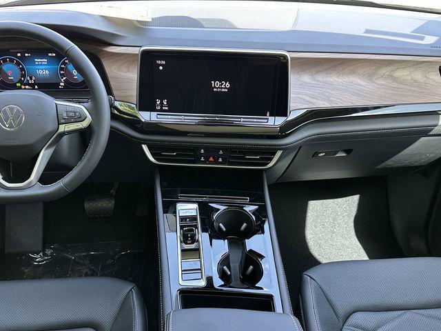 new 2026 Volkswagen Atlas car, priced at $45,442