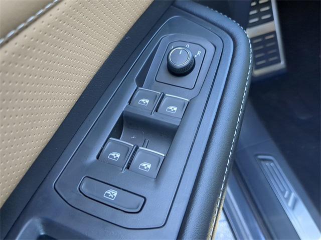 new 2026 Volkswagen Atlas Cross Sport car, priced at $49,484