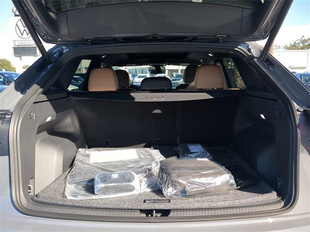 new 2026 Volkswagen Atlas Cross Sport car, priced at $49,484