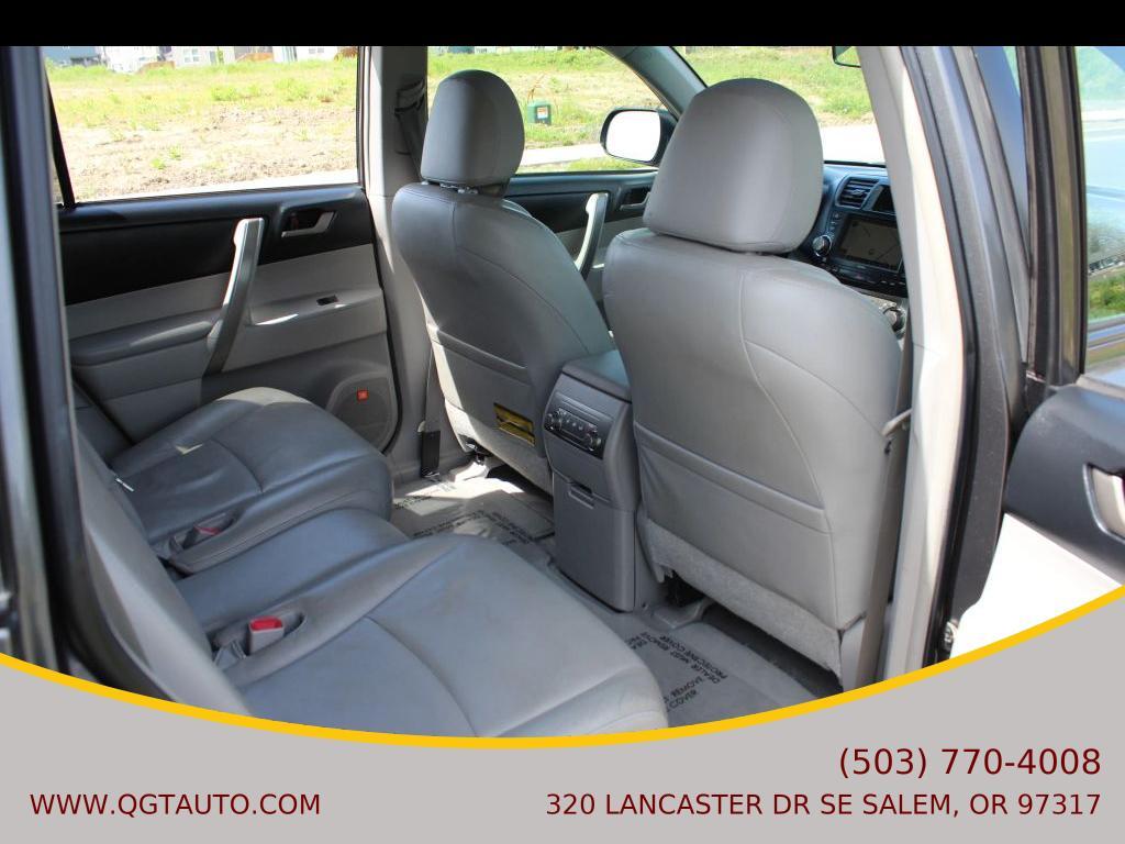 used 2008 Toyota Highlander car, priced at $9,995