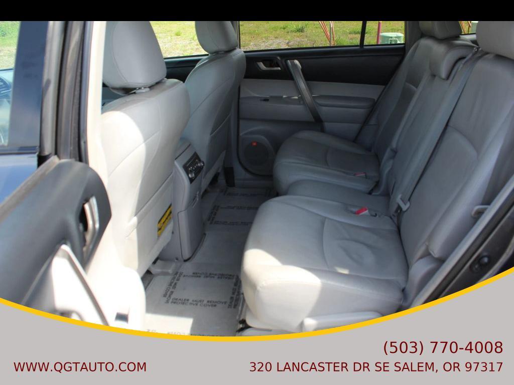 used 2008 Toyota Highlander car, priced at $9,995