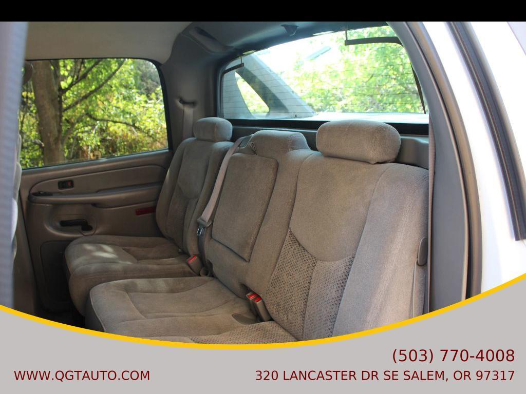 used 2006 Chevrolet Avalanche car, priced at $8,995