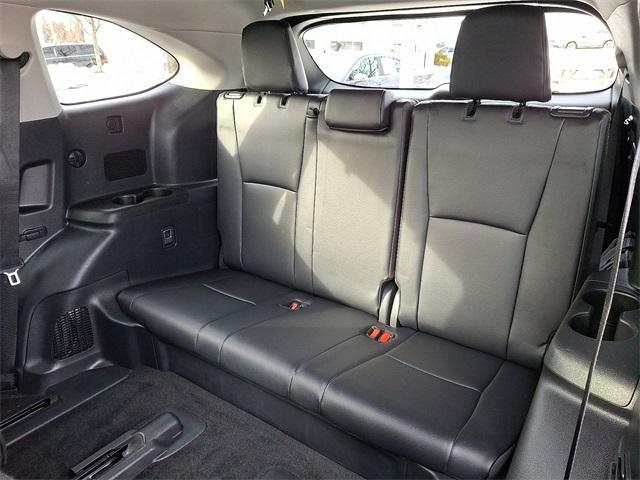 used 2024 Toyota Highlander Hybrid car, priced at $42,375