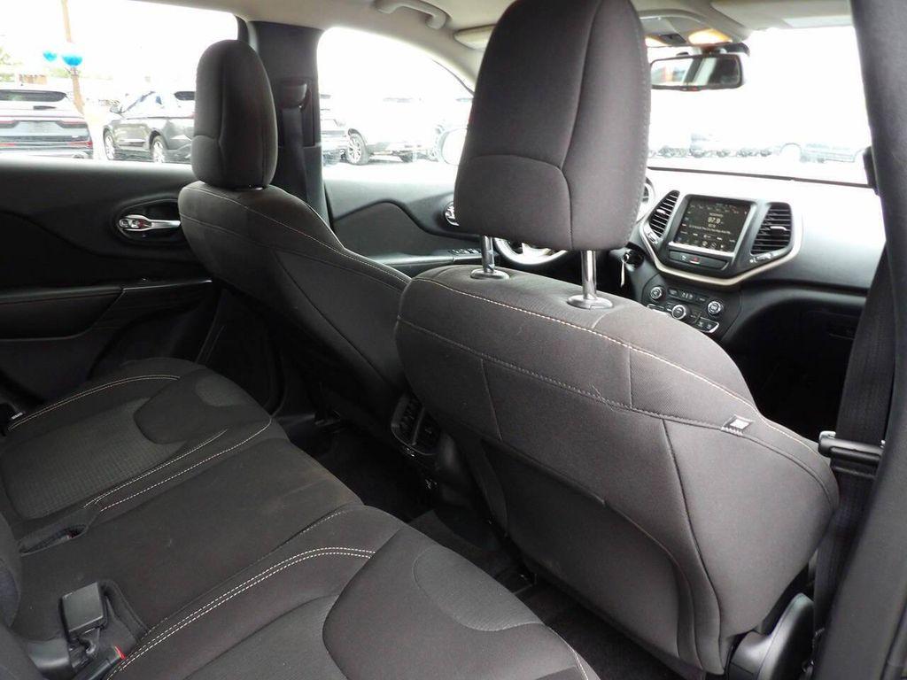used 2016 Jeep Cherokee car, priced at $11,997