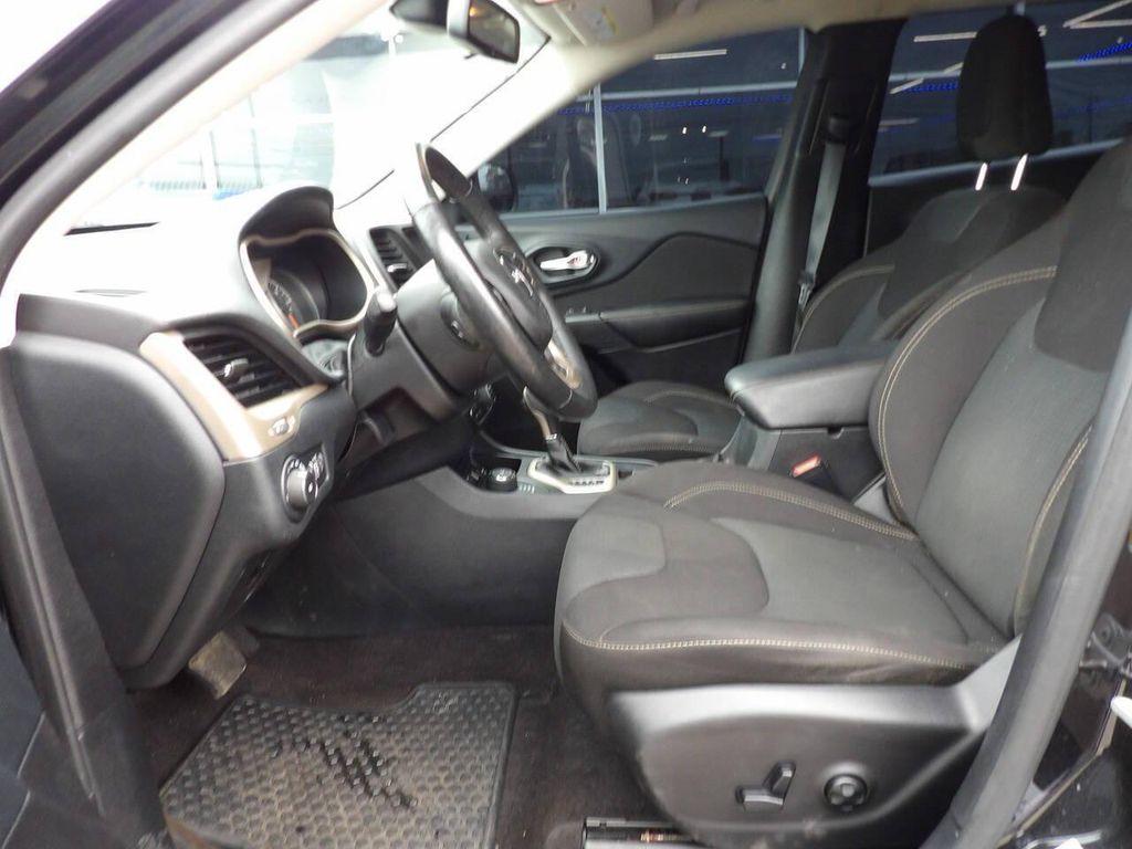 used 2016 Jeep Cherokee car, priced at $11,997