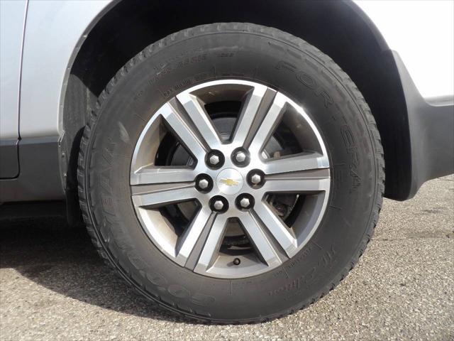 2017 Silver Ice Metallic Chevrolet Traverse