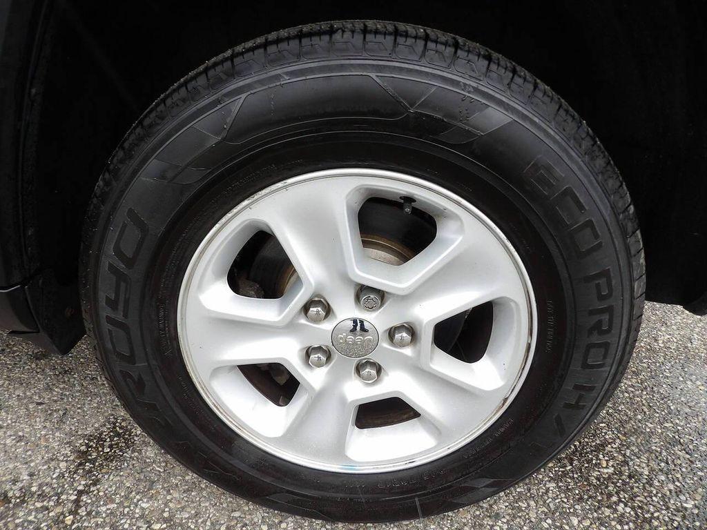 used 2015 Jeep Grand Cherokee car, priced at $8,997